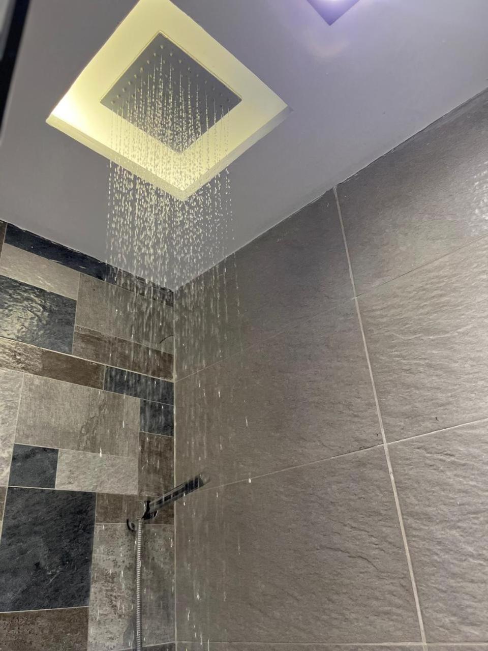 Heaven Hostel القاهرة المظهر الخارجي الصورة
